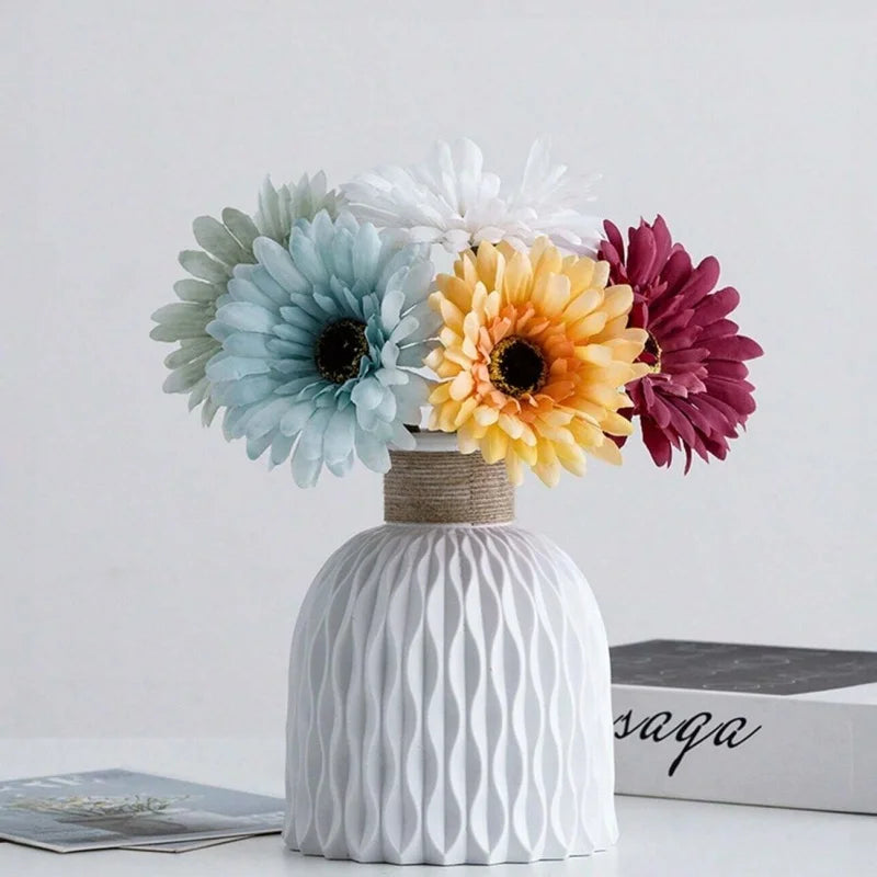 Lilyan vase