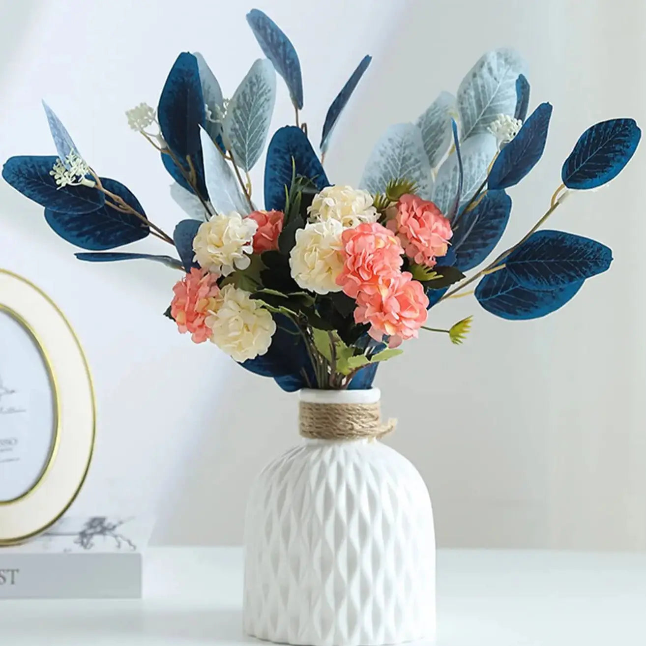 Lilyan vase