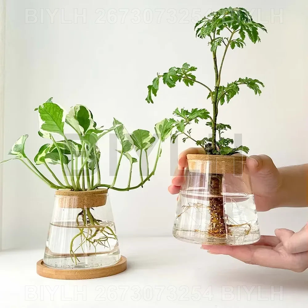 Ophelia vase