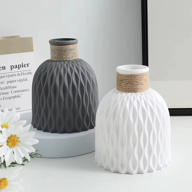 Lilyan vase