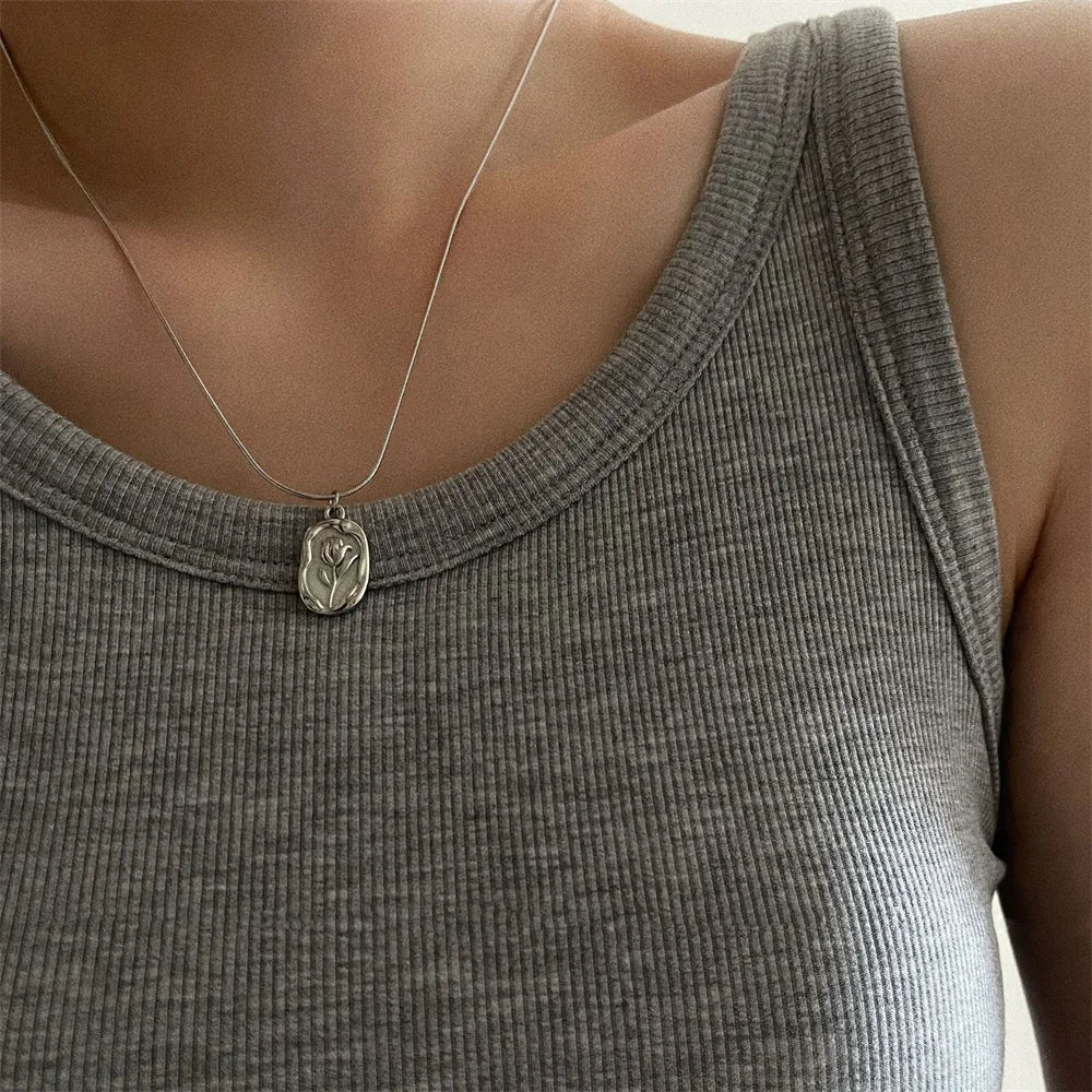 Damask Necklace