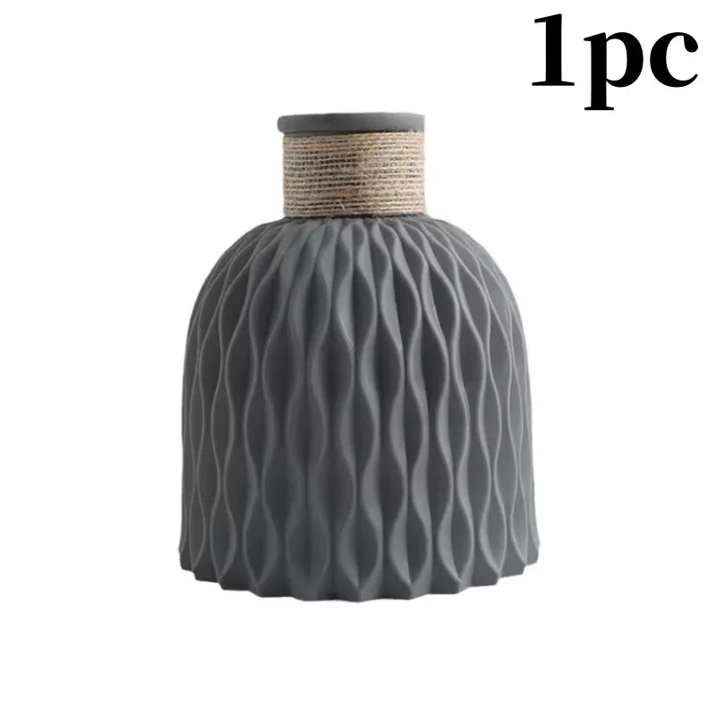 Lilyan vase
