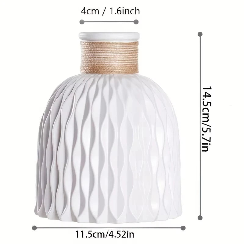 Lilyan vase