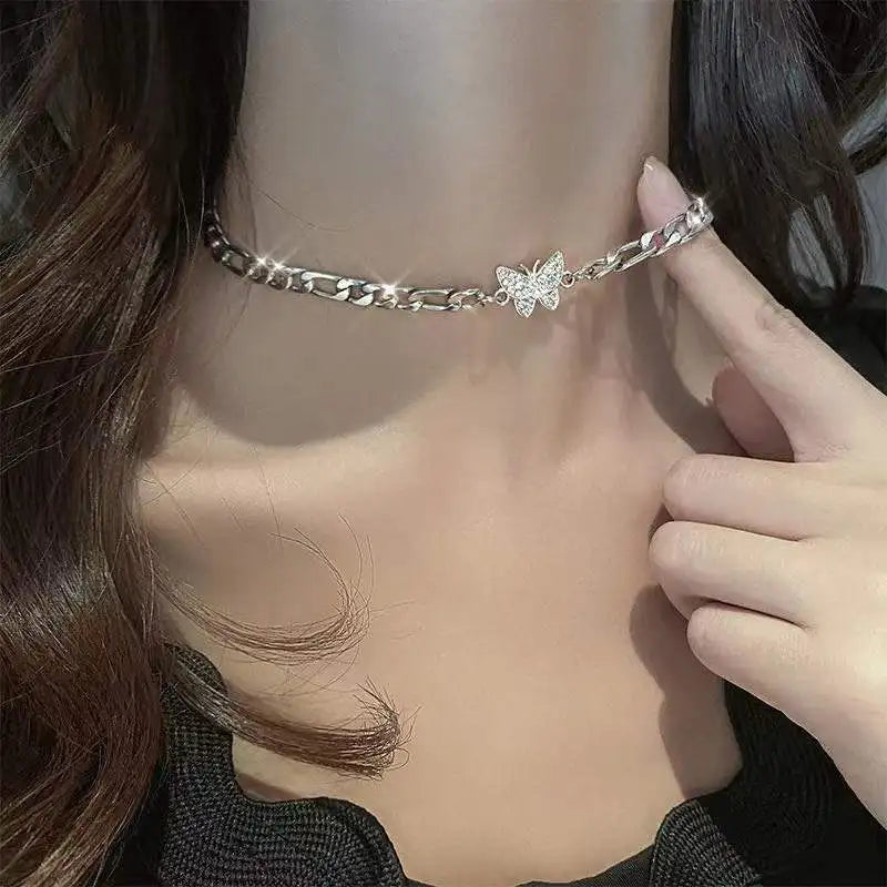 nicely Necklace