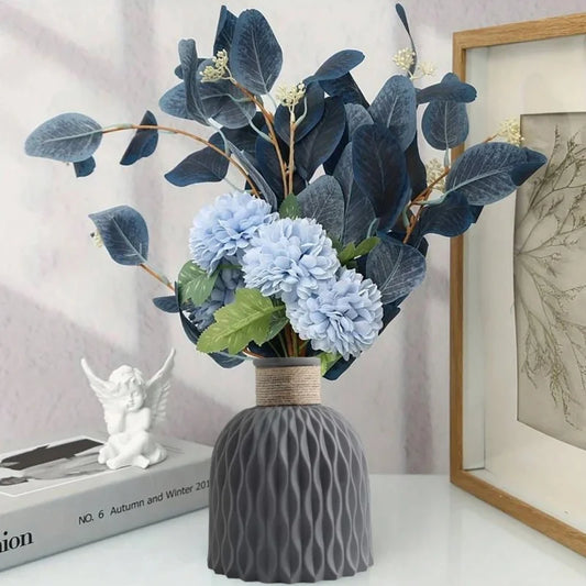 Lilyan vase